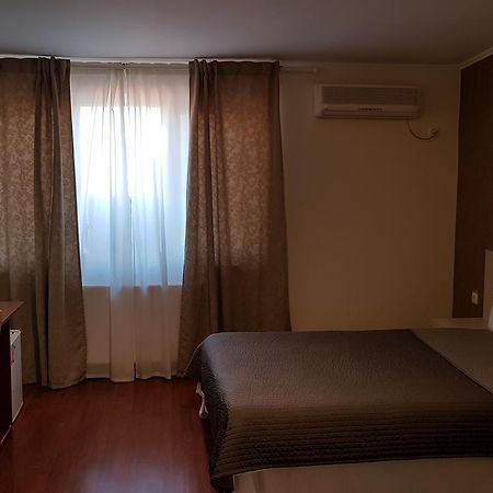 Hotel Mic Bucureşti Ngoại thất bức ảnh