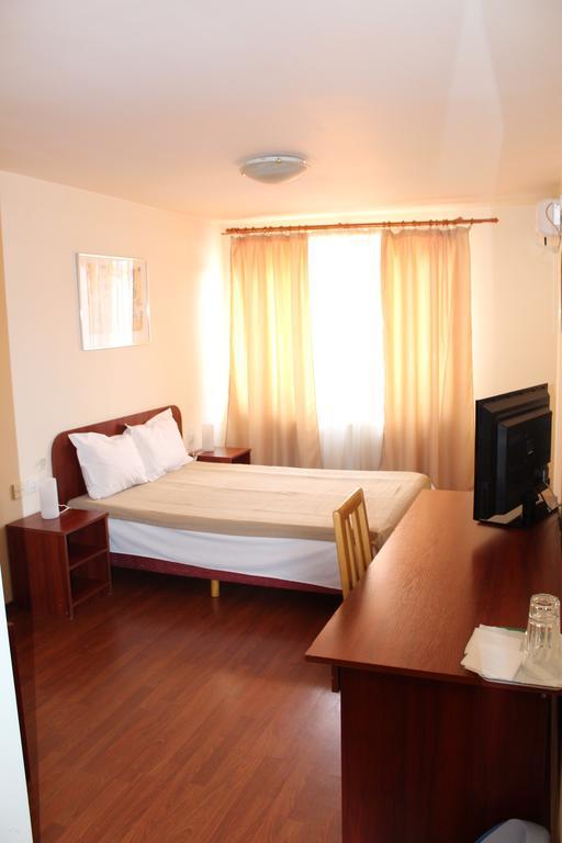Hotel Mic Bucureşti Ngoại thất bức ảnh