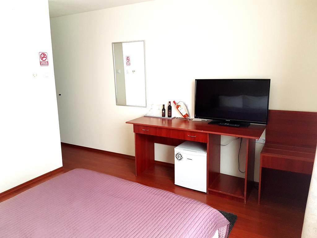 Hotel Mic Bucureşti Ngoại thất bức ảnh