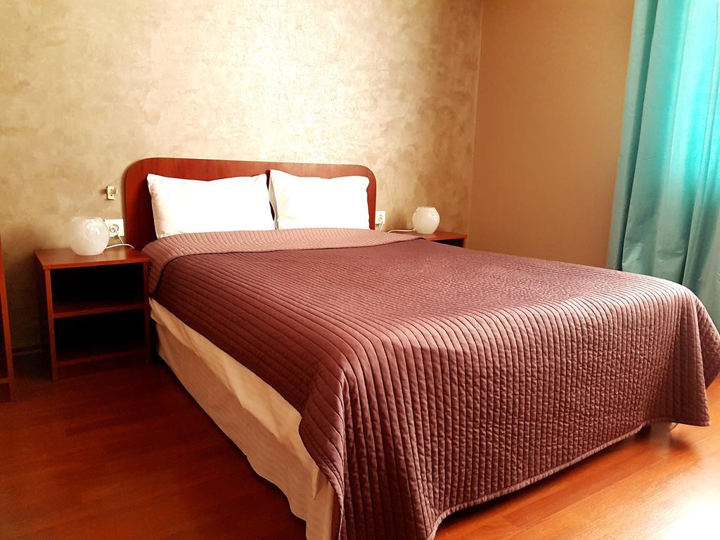Hotel Mic Bucureşti Ngoại thất bức ảnh